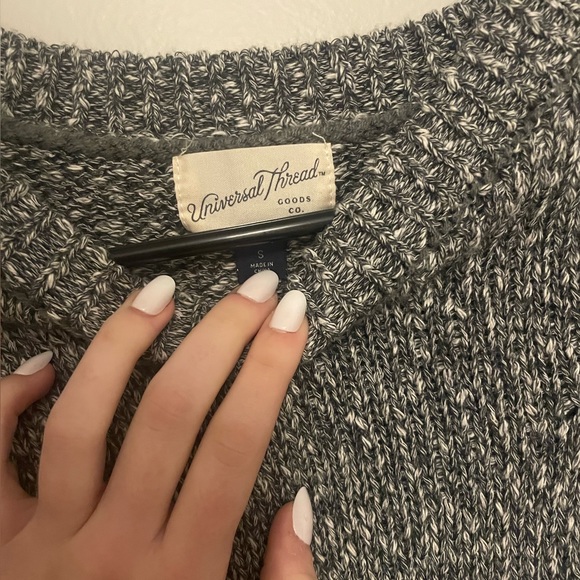 puffed sleeevs sweater tee - Picture 2 of 2